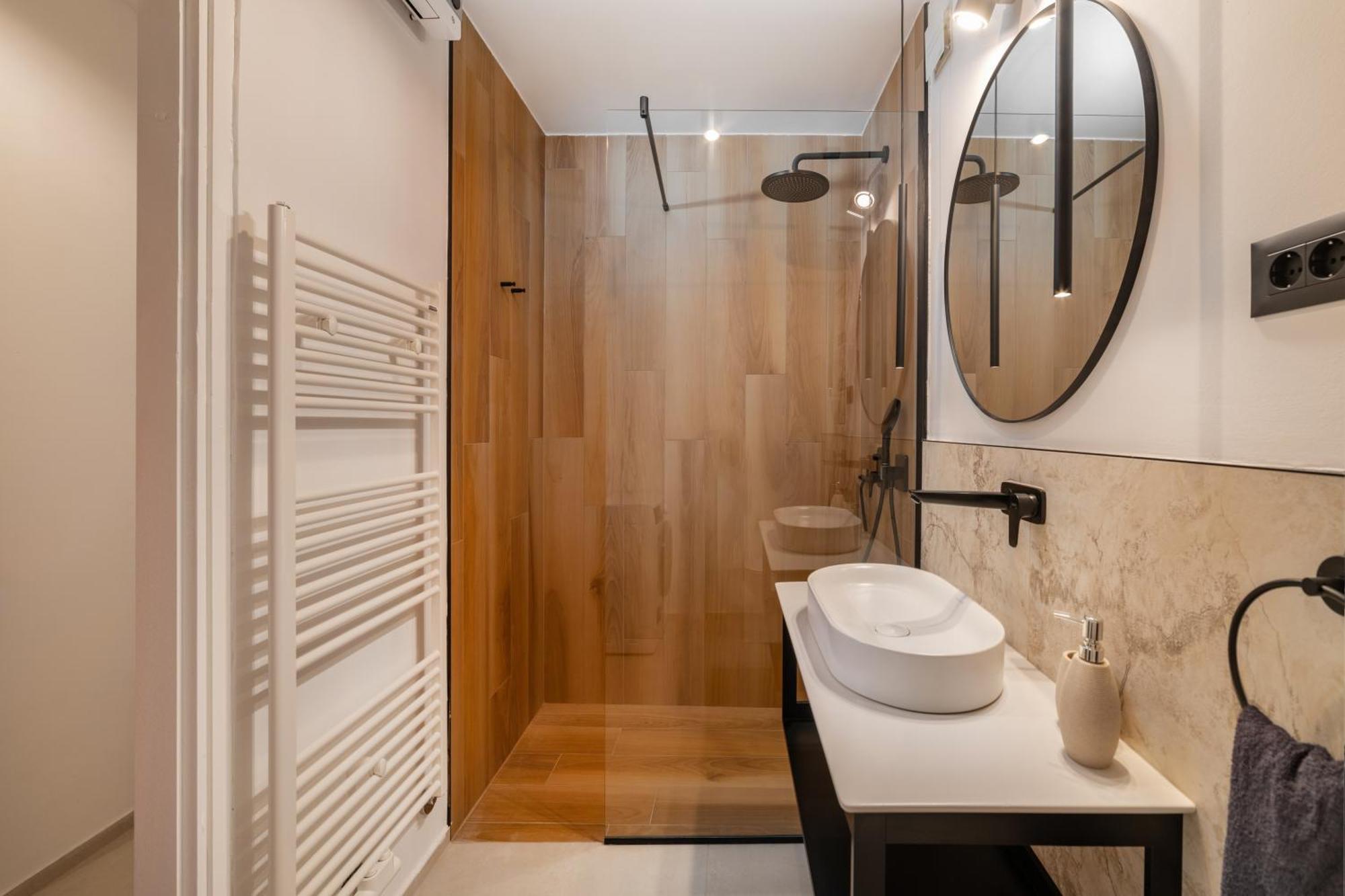 Cro.Lo Modern Retreat Apartment Split Bagian luar foto