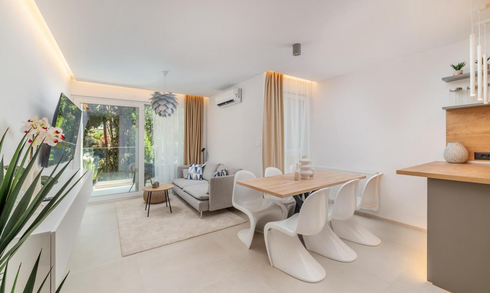 Cro.Lo Modern Retreat Apartment Split Bagian luar foto